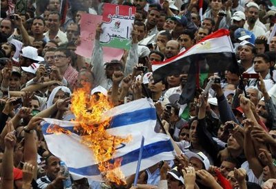 Egipt_israel_flag_fire.jpg