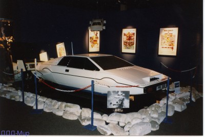 LotusEsprit.jpg